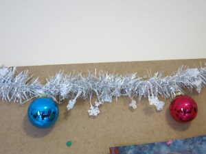 Some decorations on my pinboard.